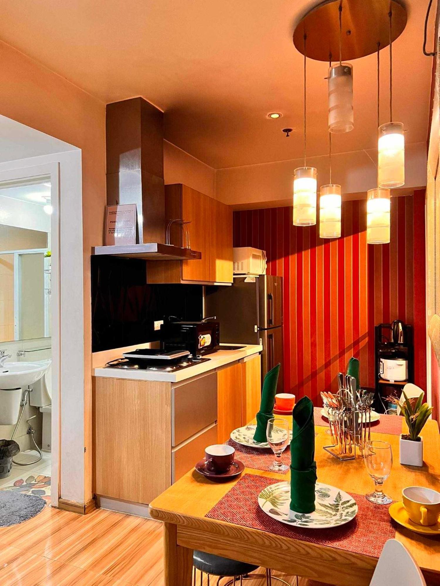 Beach Front Living In The Heart Of The City, Azure Residences مانيلا المظهر الخارجي الصورة