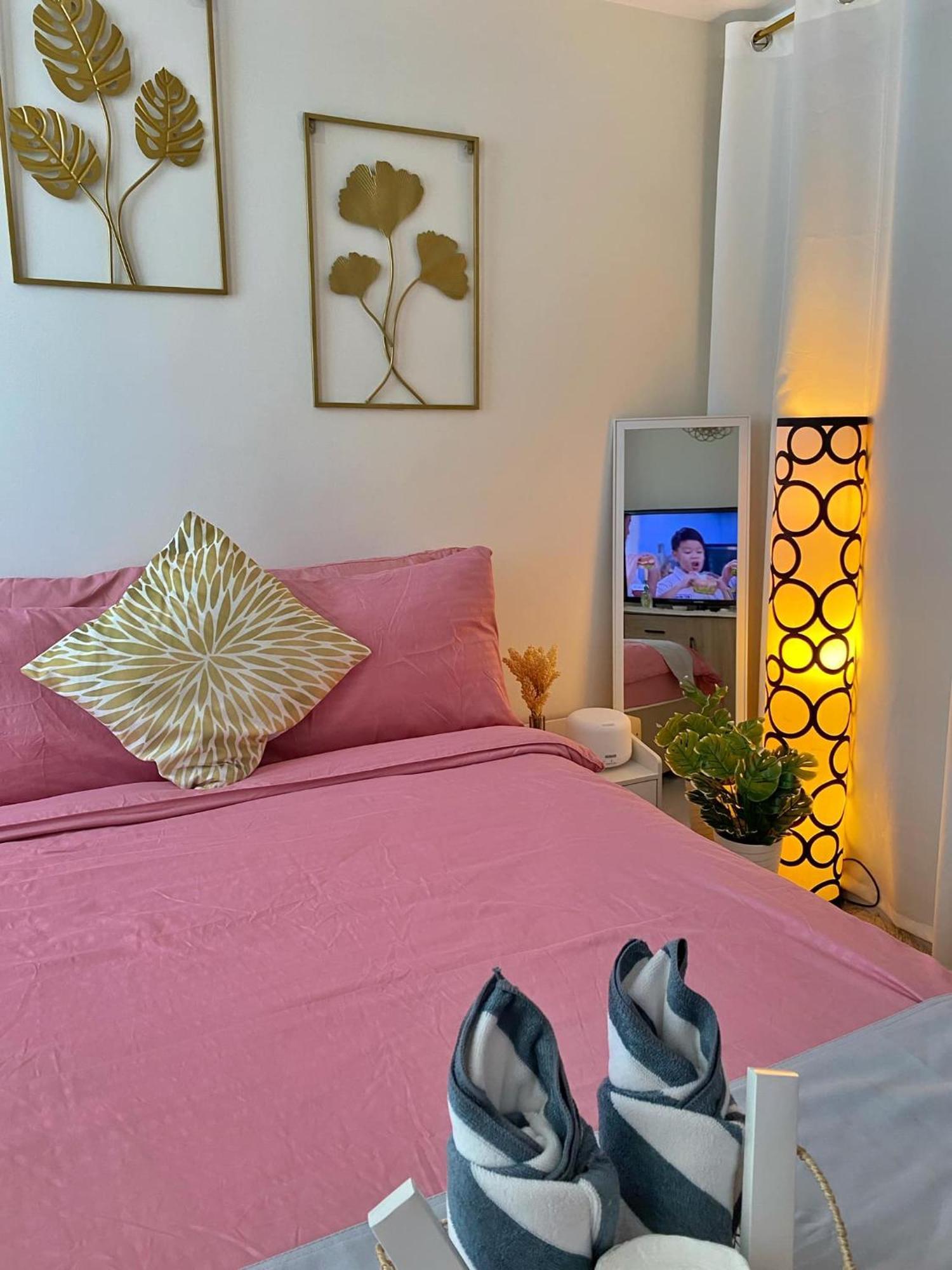 Beach Front Living In The Heart Of The City, Azure Residences مانيلا المظهر الخارجي الصورة