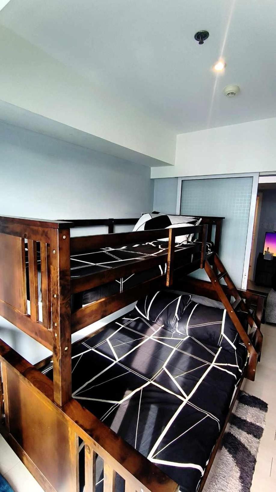 Beach Front Living In The Heart Of The City, Azure Residences مانيلا المظهر الخارجي الصورة
