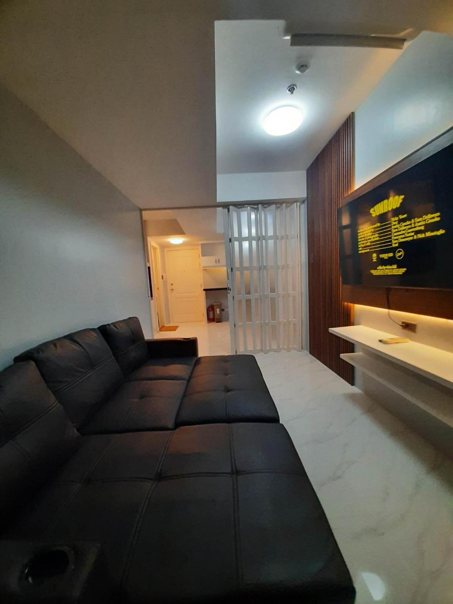 Beach Front Living In The Heart Of The City, Azure Residences مانيلا المظهر الخارجي الصورة